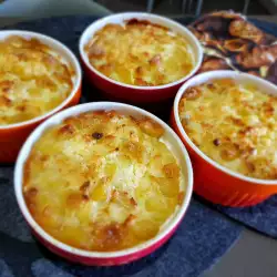 Sweet Macaroni with Butter