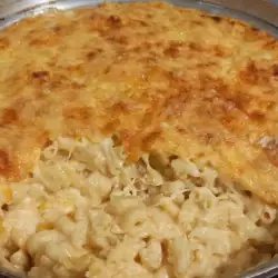 Oven-Baked Macaroni with onions