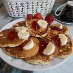 Pancakes with Coconut Flour and Milk