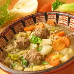 Stew with Meatballs and Potatoes