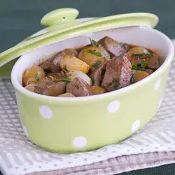 Beef in a Glass Cook Pot