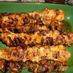 Skewers with onions