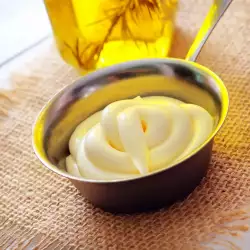 Quick Homemade Mayonnaise