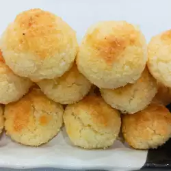 Coconut Sweets with Honey