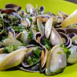Pan Seared Mussels with Parsley