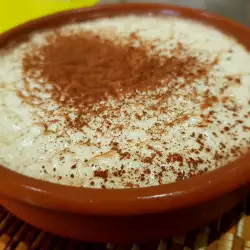 Bulgarian-style Milk and Rice Pudding