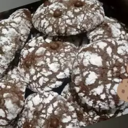 Crinkle Cookies with flour