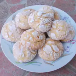 Crinkle Cookies with vanilla