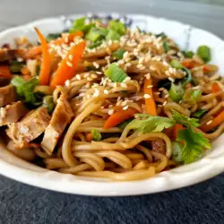 Fried Noodles with garlic