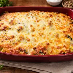 Creamy Potato Gratin with Spinach and Ham