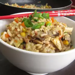 Chinese-Style Rice with Chicken