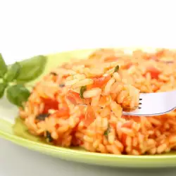 Pink Rice with Tomatoes