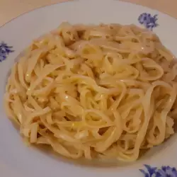 No Meat Spaghetti with Soy Sauce