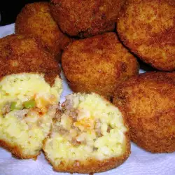 Minced Meat and Rice with Breadcrumbs