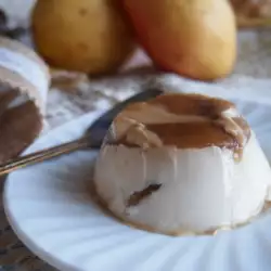 Panna Cotta with Pears and Coffee