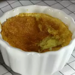Egg-Free Pudding with Cream
