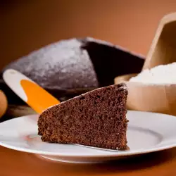 Walnut Sponge Cake with Cocoa