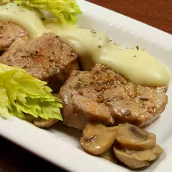 Meat with porcini