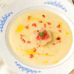 Potato Cream Soup with Peppers