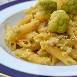 Pasta with Cauliflower and Tuna