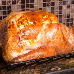 Oven-Baked Turkey with Raisins