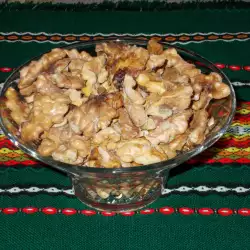 Appetizer with walnuts