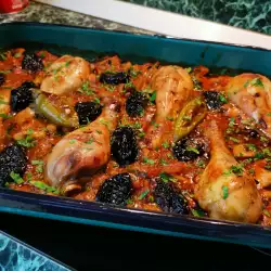 Chicken with Mushrooms and Prunes