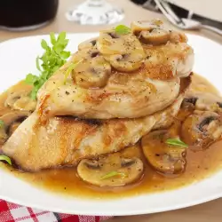 Steamed Mushrooms with Chicken