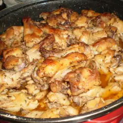 Chicken in Sauce with Lemons