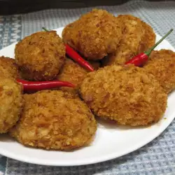 Chicken Meatballs with Eggs