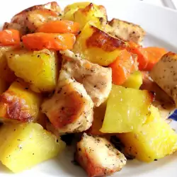 Chicken Fillet with Potatoes and Carrots
