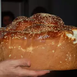 Sweet Bread Loaf with Flour