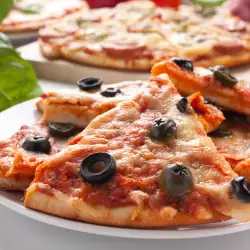Italian-Style Pizza with Blue Cheese