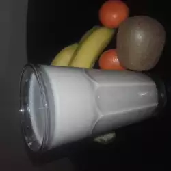 Fruit Shake with Apples