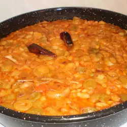 Meatless Bean Dish with Leeks in the Oven