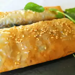 Oven-Baked Filo Pie with Sesame Seeds