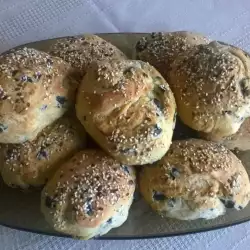 Bun with olive oil