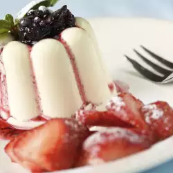 Milk Cream with Strawberry Sauce