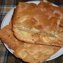 Apple Cake with biscuits