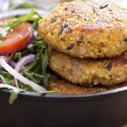 Vegetable Patties with olives