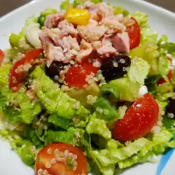 Quinoa Salad with Olive Oil