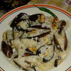 Mussels with Rice and Onions