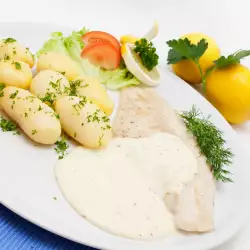Hake Fillet with Cream Sauce