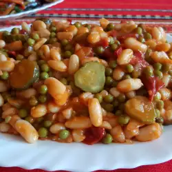 Vegan salad with Garlic