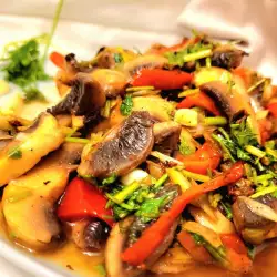 Warm Mushrooms and Leek Salad