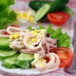 Greek Salad with Calamari