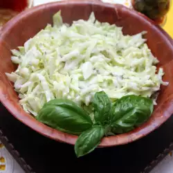 Cabbage Salad with Tuna