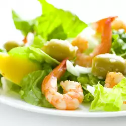 Shrimp Salad with Lettuce