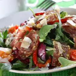 Salad with Spinach and Prosciutto
