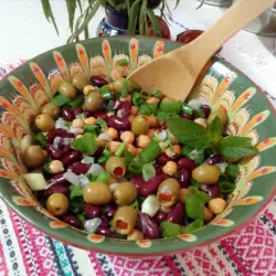 Bean Salad with olives